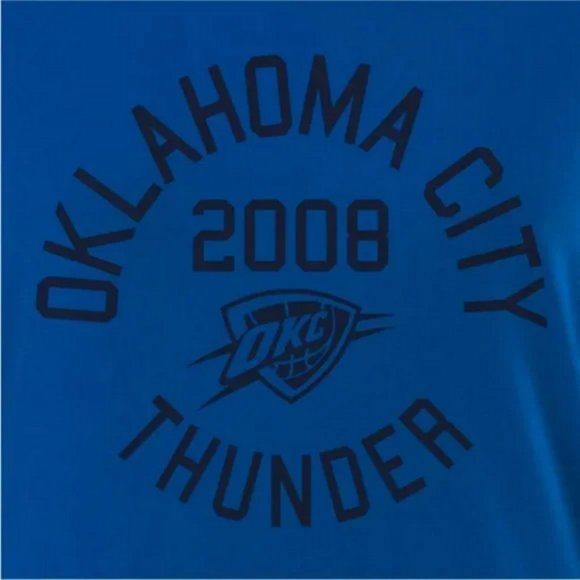 NBA Oklahoma City Thunder Women's Long Sleeve Scoop Neck T-Shirt M - Picture 2 of 4